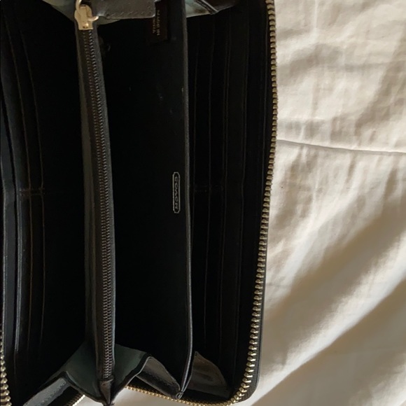 Coach Wallet - Picture 3 of 3
